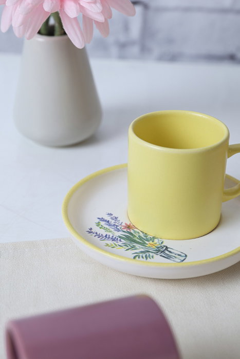 Hermia Juego de Tazas de Café y Platillos Multicolor de 12 Piezas Hermia Juego de Tazas de Café y Platillos Multicolor de 12 Piezas